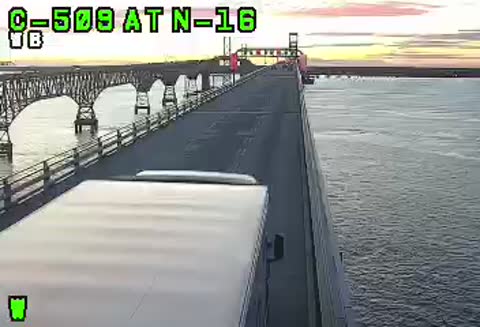 Live Chesapeake Bay Bridge traffic camera