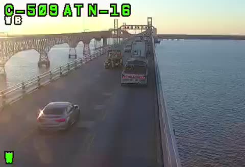 Live Chesapeake Bay Bridge traffic camera