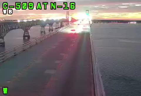 Live Chesapeake Bay Bridge traffic camera