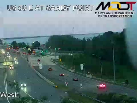 Sandy Point, Eastbound: live Chesapeake Bay Bridge traffic camera (US 50/301, Maryland)
