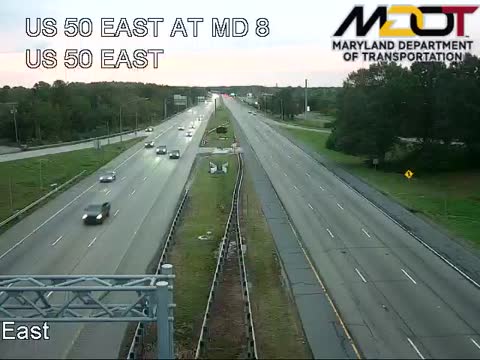 Rte 8 Overpass, facing the Bridge: live Chesapeake Bay Bridge traffic camera (US 50/301, Maryland)